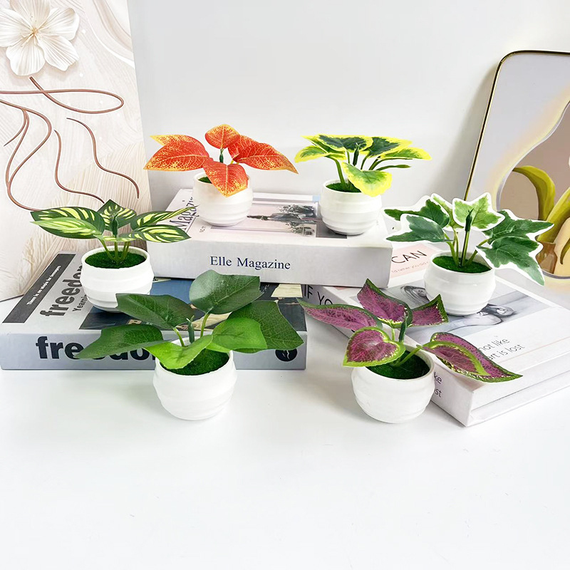 Plant Desk Mini - نباتات خضراء اصطناعية في أصص صغيرة